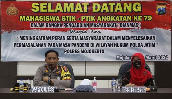 Kapolres Mojokerto Sambut Kedatangan Mahasiswa PTIK Kapolres Mojokerto Sambut Kedatangan Mahasiswa PTIK
