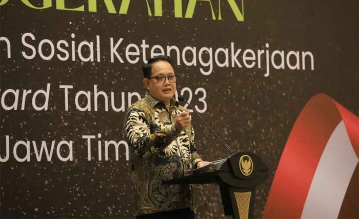 Pj Gubernur Jatim Minta Semua Stakeholder Wujudkan Universal Coverage untuk Pekerja