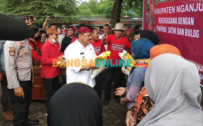 Antisipasi Lonjakan Harga, Pemkab Nganjuk Gelar Operasi Pasar Antisipasi Lonjakan Harga, Pemkab Nganjuk Gelar Operasi Pasar