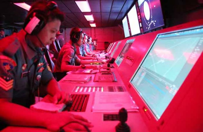 KRI REM-331 Demo Kemampuan Tempurnya
