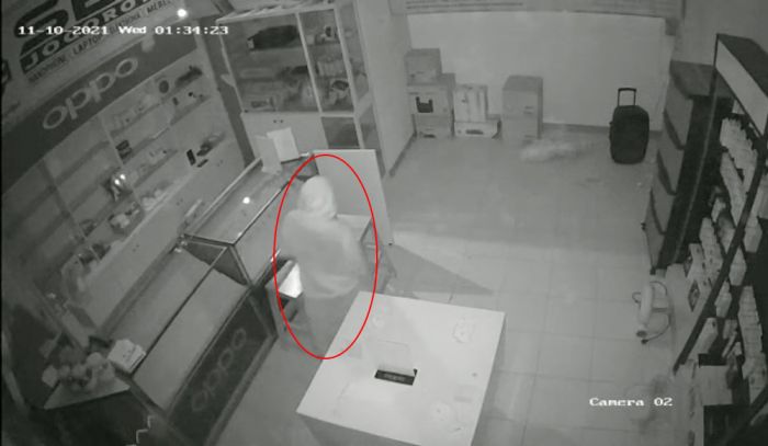 Komplotan Spesialis Bobol Toko Elektronik di Jombang Diringkus Polisi, Satu Berstatus Pelajar Komplotan Spesialis Bobol Toko Elektronik di Jombang Diringkus Polisi, Satu Berstatus Pelajar