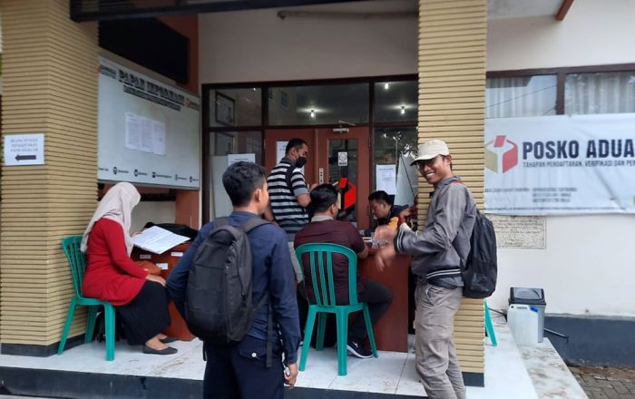 Hari Terakhir Pendaftaran Panwascam, Puluhan Warga Tuban 