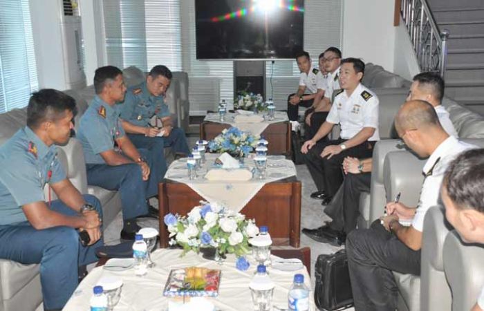 Dalam Rangka JOEP, AL Singapura Sambangi Koarmatim Dalam Rangka JOEP, AL Singapura Sambangi Koarmatim