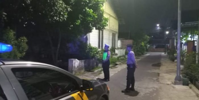 Jaga Stabilitas Keamanan dan Ketertiban, Polsek Kartoharjo Gencarkan Patroli Gabungan Jaga Stabilitas Keamanan dan Ketertiban, Polsek Kartoharjo Gencarkan Patroli Gabungan