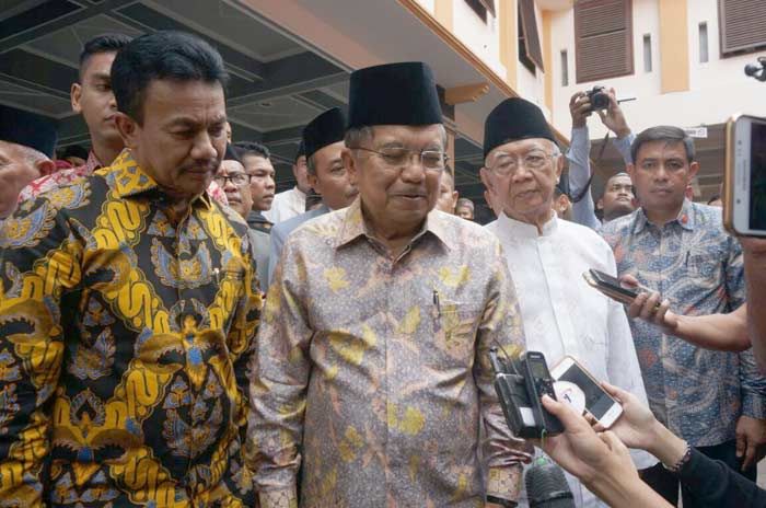 Temui Gus Solah, Wapres JK Cerita Perkembangan Islam Dunia Temui Gus Solah, Wapres JK Cerita Perkembangan Islam Dunia