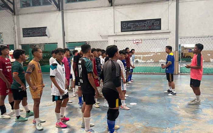 41 Atlet Futsal Pamekasan Ikuti Seleksi Afkab Jelang Pra Porprov Jatim 2025 41 Atlet Futsal Pamekasan Ikuti Seleksi Afkab Jelang Pra Porprov Jatim 2025