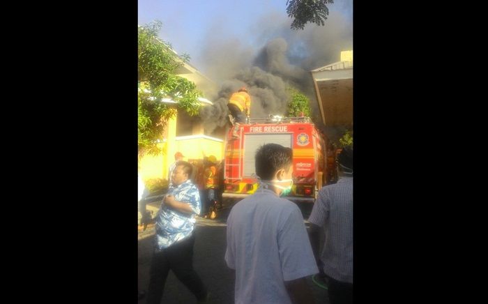 Gudang Penyimpanan Barang Milik RSUD Bangil Terbakar Hebat Gudang Penyimpanan Barang Milik RSUD Bangil Terbakar Hebat