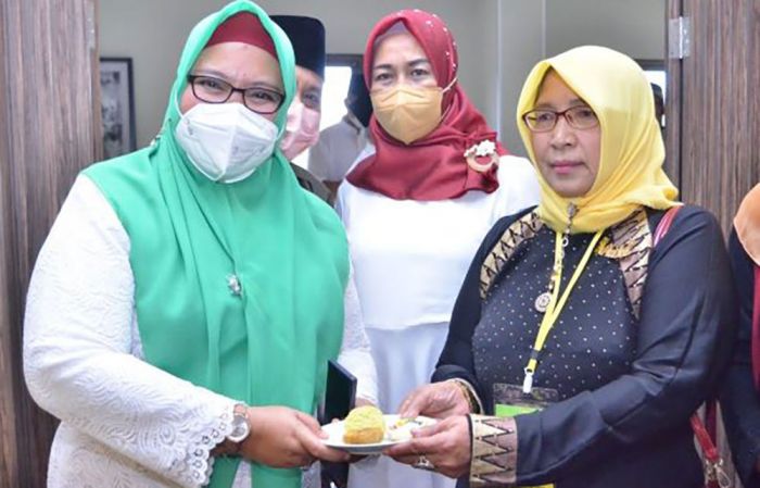 Pemkab Gresik Fokus Kali Lamong dan Jadikan Bawean Perintis Pendidikan Pemkab Gresik Fokus Kali Lamong dan Jadikan Bawean Perintis Pendidikan