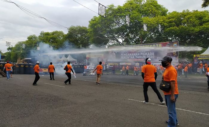 Wakapolda Jatim Hadiri Sispamkota Pilkada Serentak di Banyuwangi Wakapolda Jatim Hadiri Sispamkota Pilkada Serentak di Banyuwangi