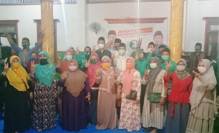 Bertemu Gus Muhdlor, Ibu-ibu Muslimat Porong Apresiasi Program Sejahterakan Guru Ngaji Bertemu Gus Muhdlor, Ibu-ibu Muslimat Porong Apresiasi Program Sejahterakan Guru Ngaji
