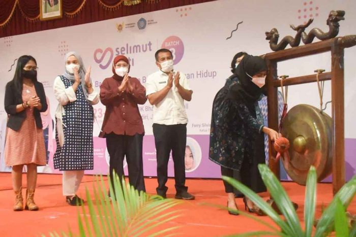 Berikut Pesan Ketua TP PKK Kota Kediri saat Membuka Selimut Hati Batch 3 Berikut Pesan Ketua TP PKK Kota Kediri saat Membuka Selimut Hati Batch 3