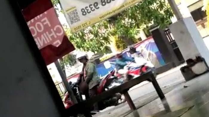 Edan, saat Puasa, Pemotor Pria Onani di Depan Wanita Muda Penjaga Depo Air Isi Ulang