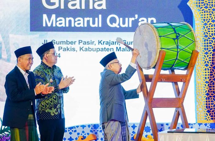 Dampingi Wapres di Ponpes Asy Syadzili 1, Pj Gubernur Jatim Bahas Pendidikan untuk Santri Dampingi Wapres di Ponpes Asy Syadzili 1, Pj Gubernur Jatim Bahas Pendidikan untuk Santri
