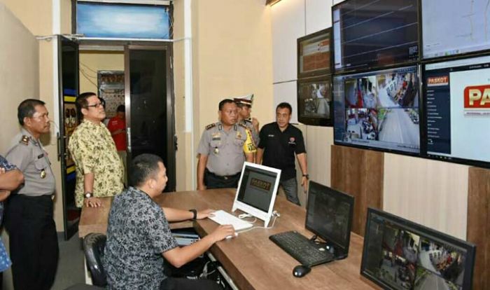 Kapolres Pasuruan Kota Bertekad Wujudkan Zona Intergritas Menuju WBK dan WBBM Kapolres Pasuruan Kota Bertekad Wujudkan Zona Intergritas Menuju WBK dan WBBM