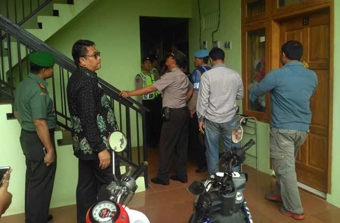 Sisir Tujuh Tempat Kos, Petugas Gabungan di Tuban Tak Temukan Pelanggaran Sisir Tujuh Tempat Kos, Petugas Gabungan di Tuban Tak Temukan Pelanggaran