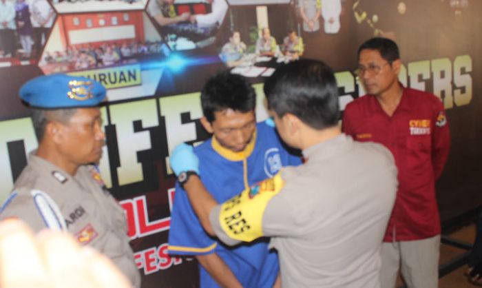 Terlilit Hutang, Nekat Bunuh Sopir Taksi Online Terlilit Hutang, Nekat Bunuh Sopir Taksi Online