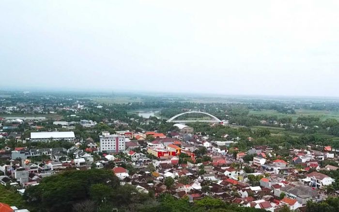 BMKG Sebut Bojonegoro Berawan pada 30 Desember 2023 BMKG Sebut Bojonegoro Berawan pada 30 Desember 2023