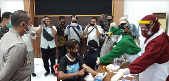 Cabdin Pendidikan Jatim Bentengi Pelajar dari Hasutan Berdemo Cabdin Pendidikan Jatim Bentengi Pelajar dari Hasutan Berdemo