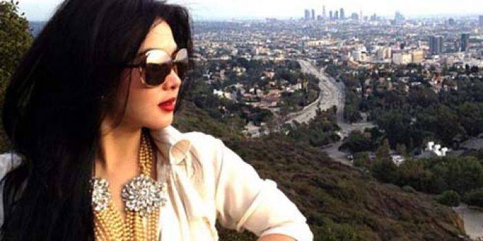 Liburan di Amerika, Syahrini Nonton J-Lo dan Ketemu Paris Hilton Liburan di Amerika, Syahrini Nonton J-Lo dan Ketemu Paris Hilton