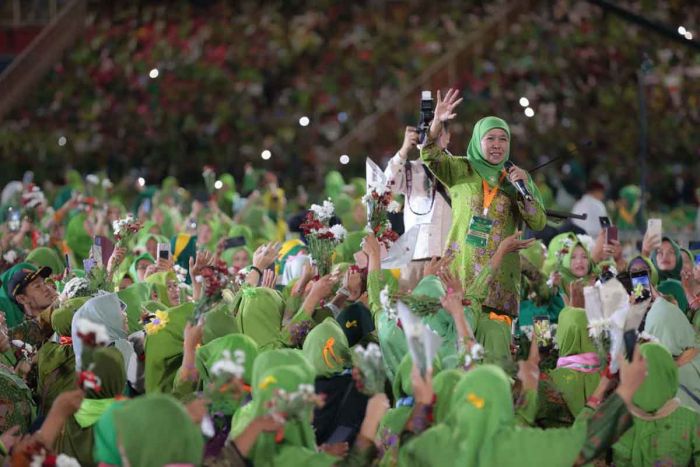 Khofifah Kembali Dinobatkan sebagai 500 Muslim Berpengaruh Dunia 2025 Khofifah Kembali Dinobatkan sebagai 500 Muslim Berpengaruh Dunia 2025