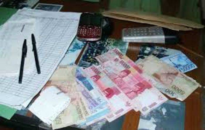 Kendalikan Togel Beromzet Ratusan Juta, Ibu Rumah Tangga Digerebek Polisi Kendalikan Togel Beromzet Ratusan Juta, Ibu Rumah Tangga Digerebek Polisi