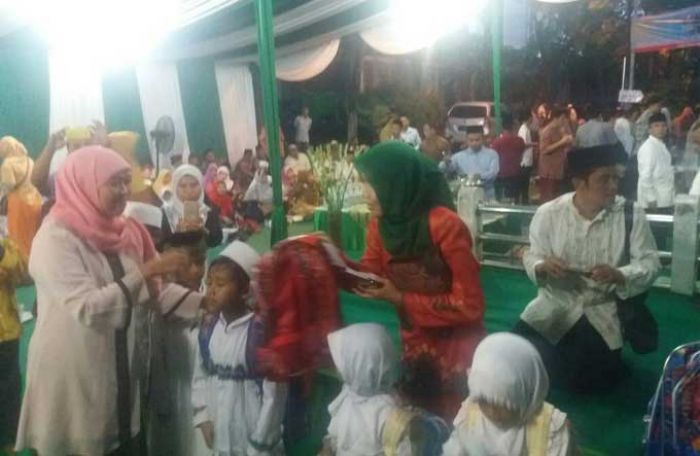 H-2 Lebaran 2017, Khofifah Masih Sibuk Kerja H-2 Lebaran 2017, Khofifah Masih Sibuk Kerja