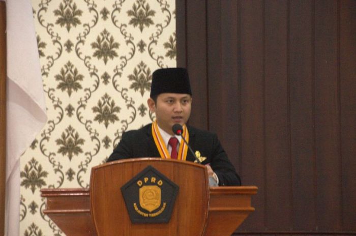 Bupati Arifin Sampaikan Pidato Perdana usai Sertijab di DPRD Trenggalek Bupati Arifin Sampaikan Pidato Perdana usai Sertijab di DPRD Trenggalek
