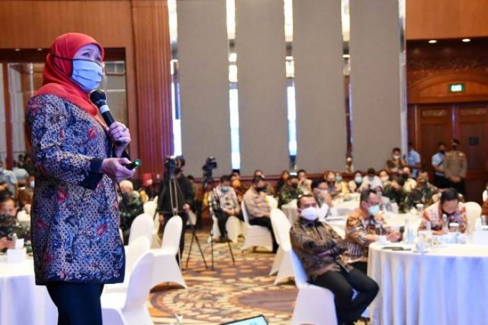 Gubernur Khofifah Paparkan Action Plan Penanganan Covid-19, Mendagri Minta Surabaya Terintegrasi Gubernur Khofifah Paparkan Action Plan Penanganan Covid-19, Mendagri Minta Surabaya Terintegrasi