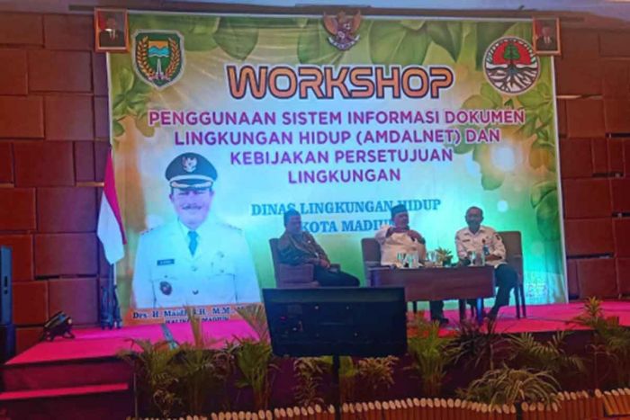 Hadirkan Puluhan Pengusaha, Pemkot Madiun Sosialisasikan Amdalnet dan Kebijakan Lingkungan Hadirkan Puluhan Pengusaha, Pemkot Madiun Sosialisasikan Amdalnet dan Kebijakan Lingkungan