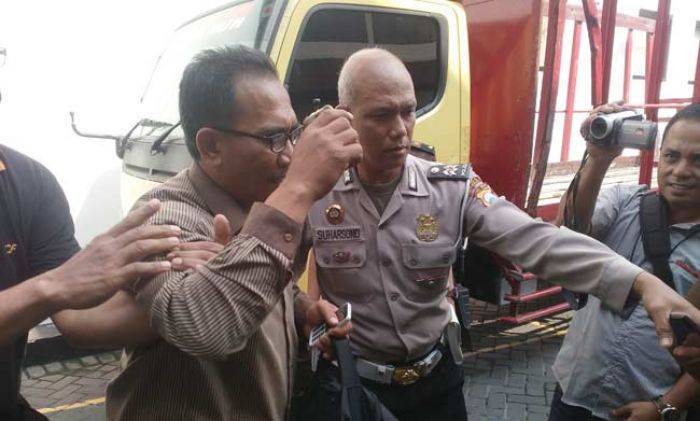 Kades Gempolsari Sidoarjo dan Takmir Masjid Dipenjara, Jual Tanah Fasum dan Tanah Wakaf Masjid Kades Gempolsari Sidoarjo dan Takmir Masjid Dipenjara, Jual Tanah Fasum dan Tanah Wakaf Masjid