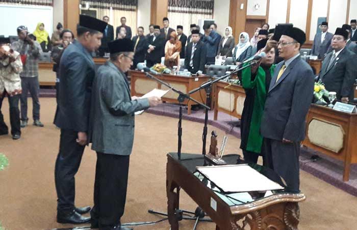 Ahmad Nurhamim Dikukuhkan jadi Anggota DPRD Gresik