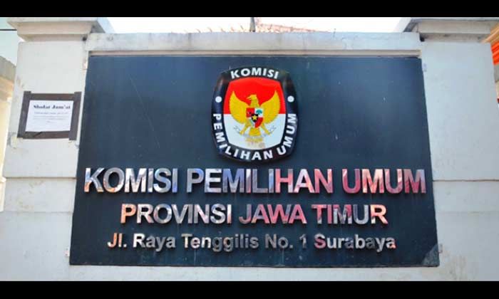 DKPP Rehabilitasi Nama Baik 2 Komisioner KPU Jatim DKPP Rehabilitasi Nama Baik 2 Komisioner KPU Jatim