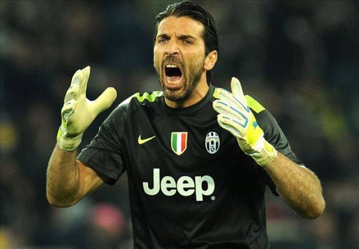 Buffon Tidak Ingin Nasibnya Seperti Casillas Buffon Tidak Ingin Nasibnya Seperti Casillas