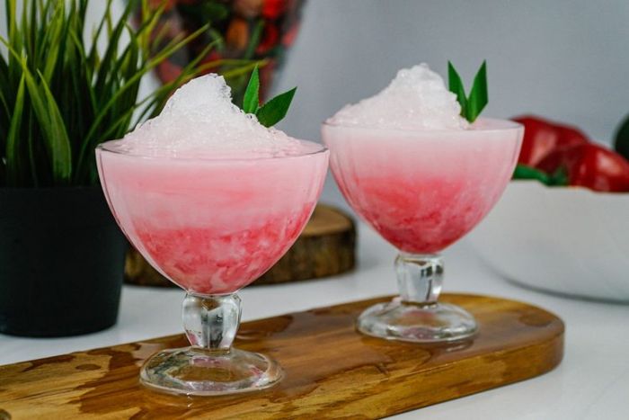 Resep Es Kelapa Kopyor Sarang Burung, Minuman Segar dan Nikmat Resep Es Kelapa Kopyor Sarang Burung, Minuman Segar dan Nikmat
