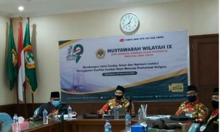 Dibuka Gubernur, Muswil IX DPW LDII Jatim Aklamasi Tunjuk Moch. Amrodji Konawi Jadi Ketua