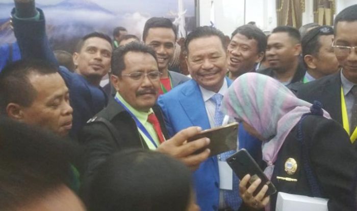 Pertahankan Single Bar, Otto Hasibuan Diminta Jadi Ketua Umum Peradi Lagi Pertahankan Single Bar, Otto Hasibuan Diminta Jadi Ketua Umum Peradi Lagi