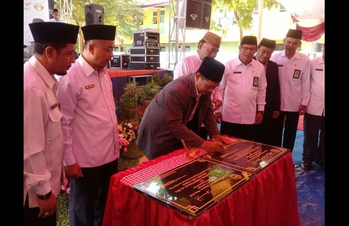 ​Kakanwil Kemenag Jatim Resmikan Masjid MTsN Babat dan Glagah Lamongan