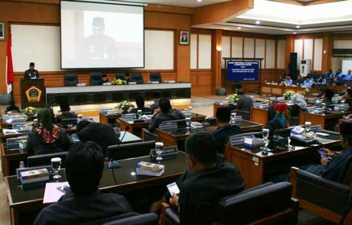 DPRD Gresik Minta OPD Serius Tindaklanjuti Rekomendasi LKPJ APBD 2016 DPRD Gresik Minta OPD Serius Tindaklanjuti Rekomendasi LKPJ APBD 2016