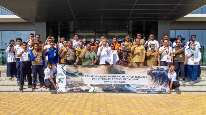 Sosialisasi Informasi Cuaca BMKG Jadi Bekal Kesiagaan Pemkot Kediri Hadapi Musim Hujan Sosialisasi Informasi Cuaca BMKG Jadi Bekal Kesiagaan Pemkot Kediri Hadapi Musim Hujan