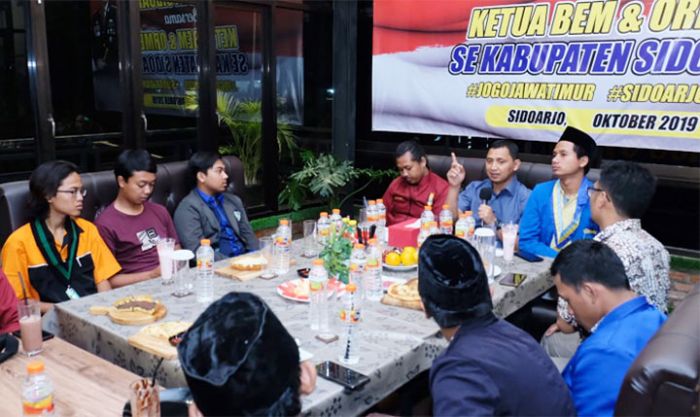 Kapolresta Sidoarjo Bersama Mahasiswa Jaga Kondusivitas Lewat Secangkir Kopi