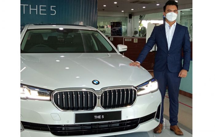 New BMW The 5 Facelift Resmi Diperkenalkan di Surabaya New BMW The 5 Facelift Resmi Diperkenalkan di Surabaya