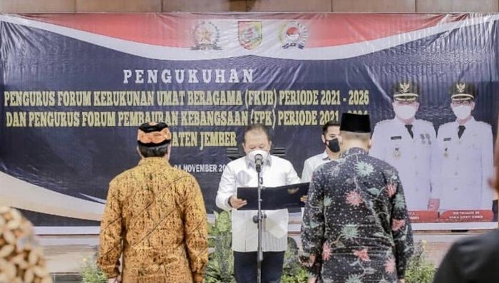 Bupati Hendy Fasilitasi FKUB dan FPK untuk Bantu Pembangunan di Jember Bupati Hendy Fasilitasi FKUB dan FPK untuk Bantu Pembangunan di Jember