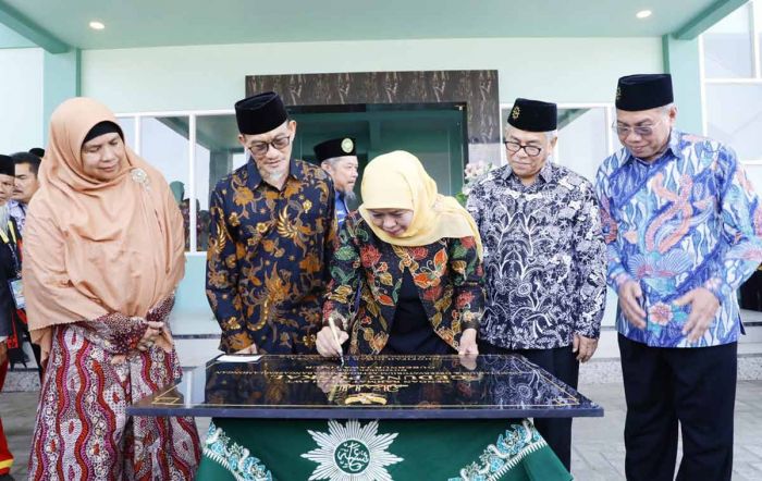 Resmikan Poskal, Gubernur Khofifah: Jadi Pusat Implementasi dan Eksperimen Ilmu Pengetahuan Resmikan Poskal, Gubernur Khofifah: Jadi Pusat Implementasi dan Eksperimen Ilmu Pengetahuan