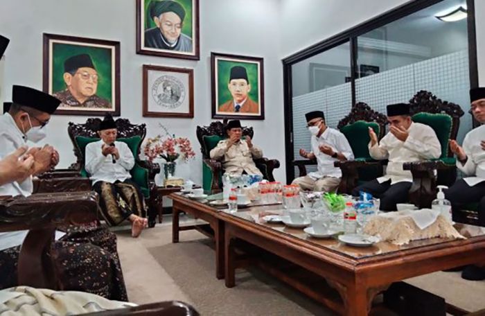 Prabowo Ngaku Dapat Energi setelah Silaturahim ke Pesantren Tebuireng Prabowo Ngaku Dapat Energi setelah Silaturahim ke Pesantren Tebuireng