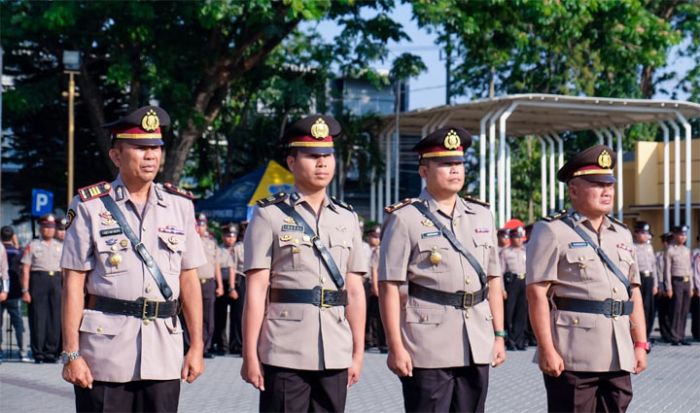 Kapolresta Sidoarjo Pimpin Upacara Sertijab Kapolsek Sedati dan Krembung Kapolresta Sidoarjo Pimpin Upacara Sertijab Kapolsek Sedati dan Krembung