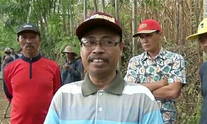 Batal Dijadikan Fasilitas Pembuangan Sampah, Warga Pasang Patok di Lahan yang Dibeli Pengembang Batal Dijadikan Fasilitas Pembuangan Sampah, Warga Pasang Patok di Lahan yang Dibeli Pengembang