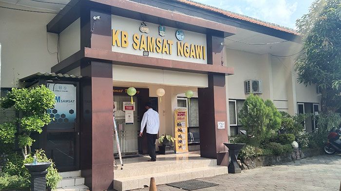 Pergantian Warna TNKB, Samsat Ngawi Optimis Pendapatan Meningkat Pergantian Warna TNKB, Samsat Ngawi Optimis Pendapatan Meningkat