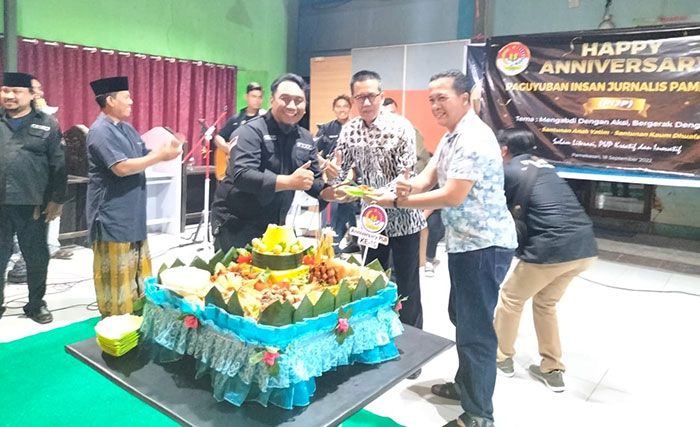 Peringati Hari Jadi ke-10, Paguyuban Insan Jurnalis Pamekasan Santuni Yatim dan Lansia Peringati Hari Jadi ke-10, Paguyuban Insan Jurnalis Pamekasan Santuni Yatim dan Lansia