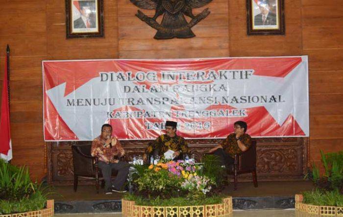 Dialog Interaktif KPK-ICW di Trenggalek, LSM dan Kades Saling 