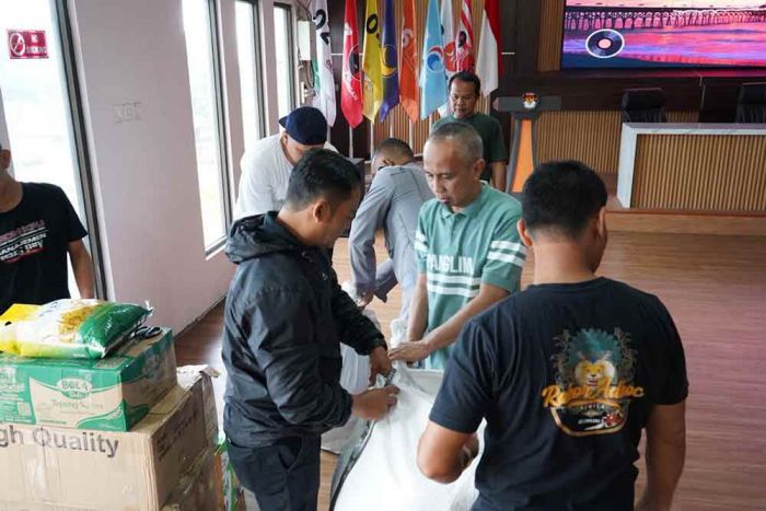 Wujud Solidaritas, KPU Kota Batu Galang Bantuan untuk Korban Bencana di Aceh dan Sumatera